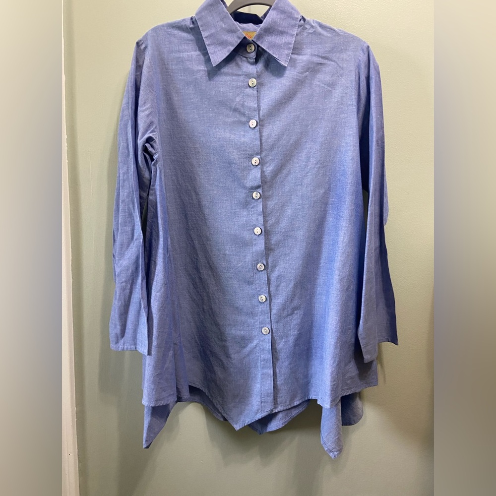 Tulip Blue Button Down Tunic Size XS